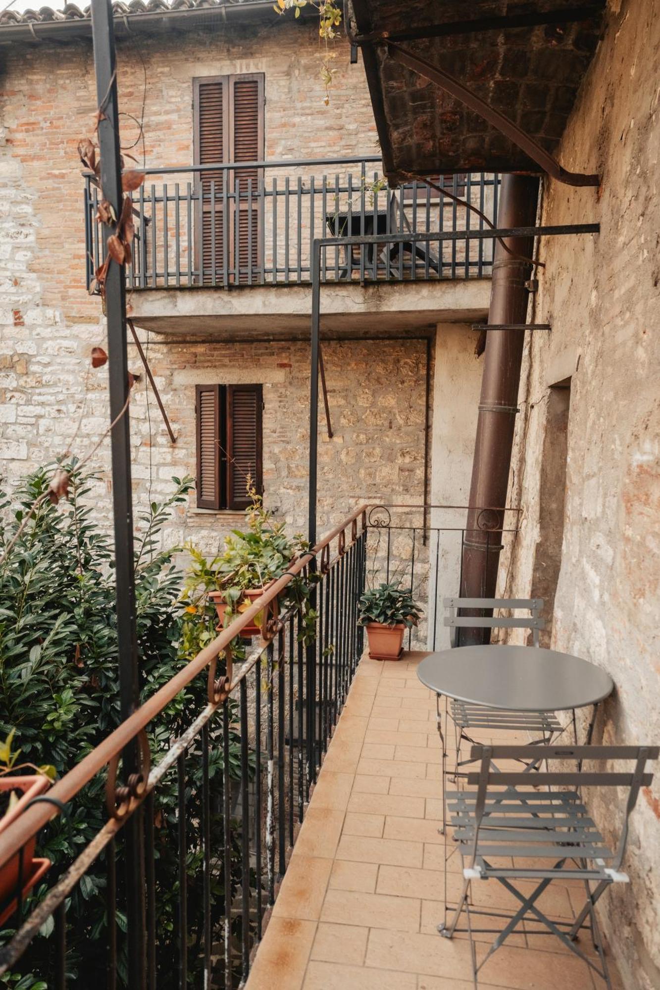 Locanda Del Duca グッビオ エクステリア 写真